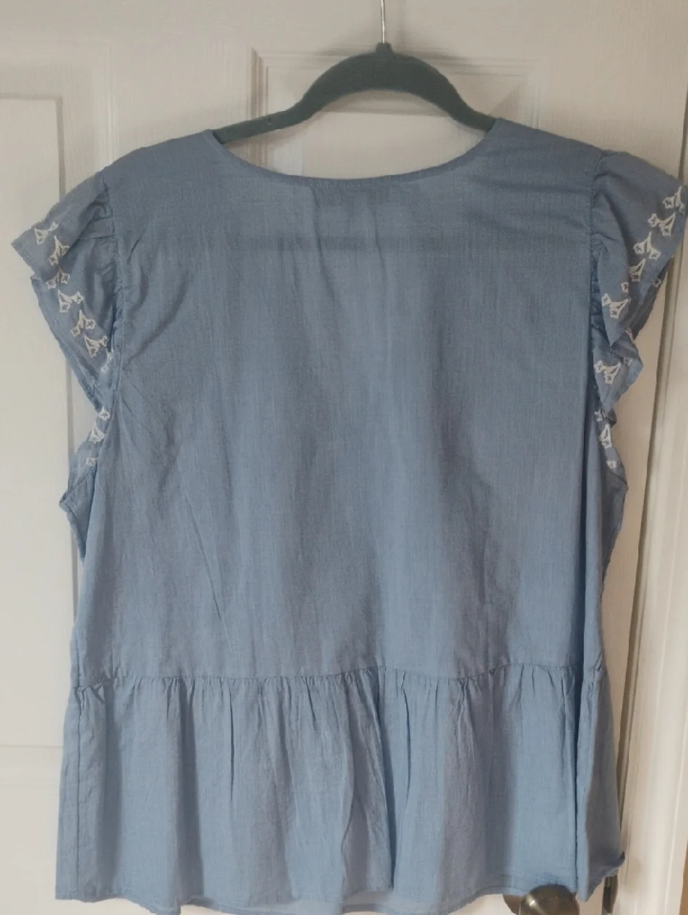 LOFT embroidered chambray flutter sleeve peplum top - Picture 4 of 5